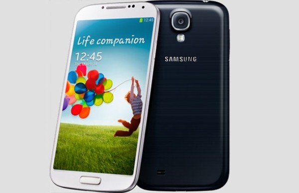 Samsung Galaxy S4 "paramparça" edildi